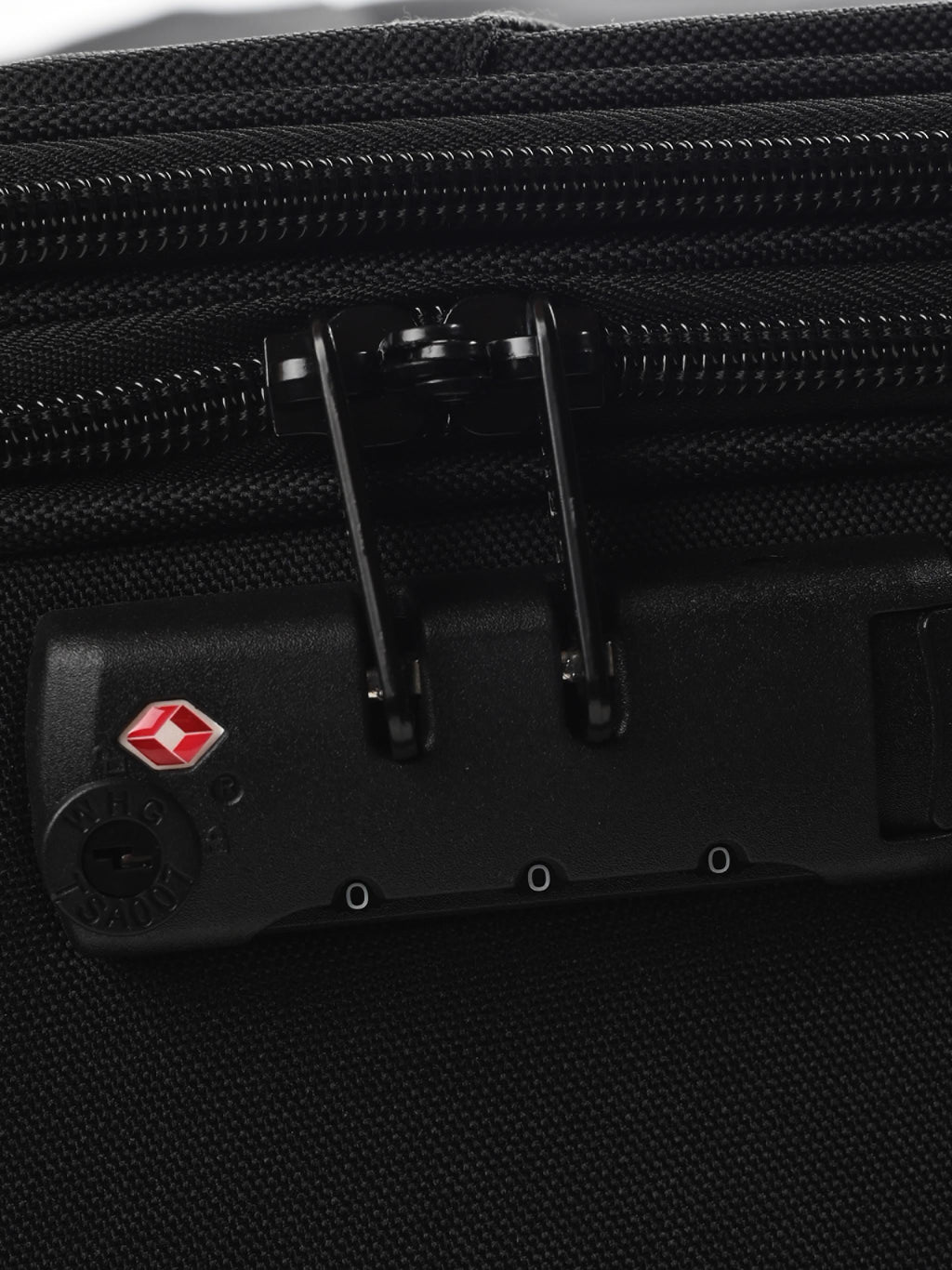 ARNIM LARGE SUITCASE Dorko Middle East