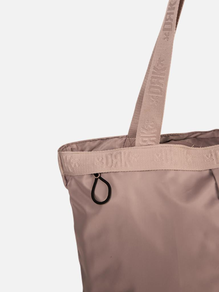 CELINE SHOULDER BAG Dorko Middle East