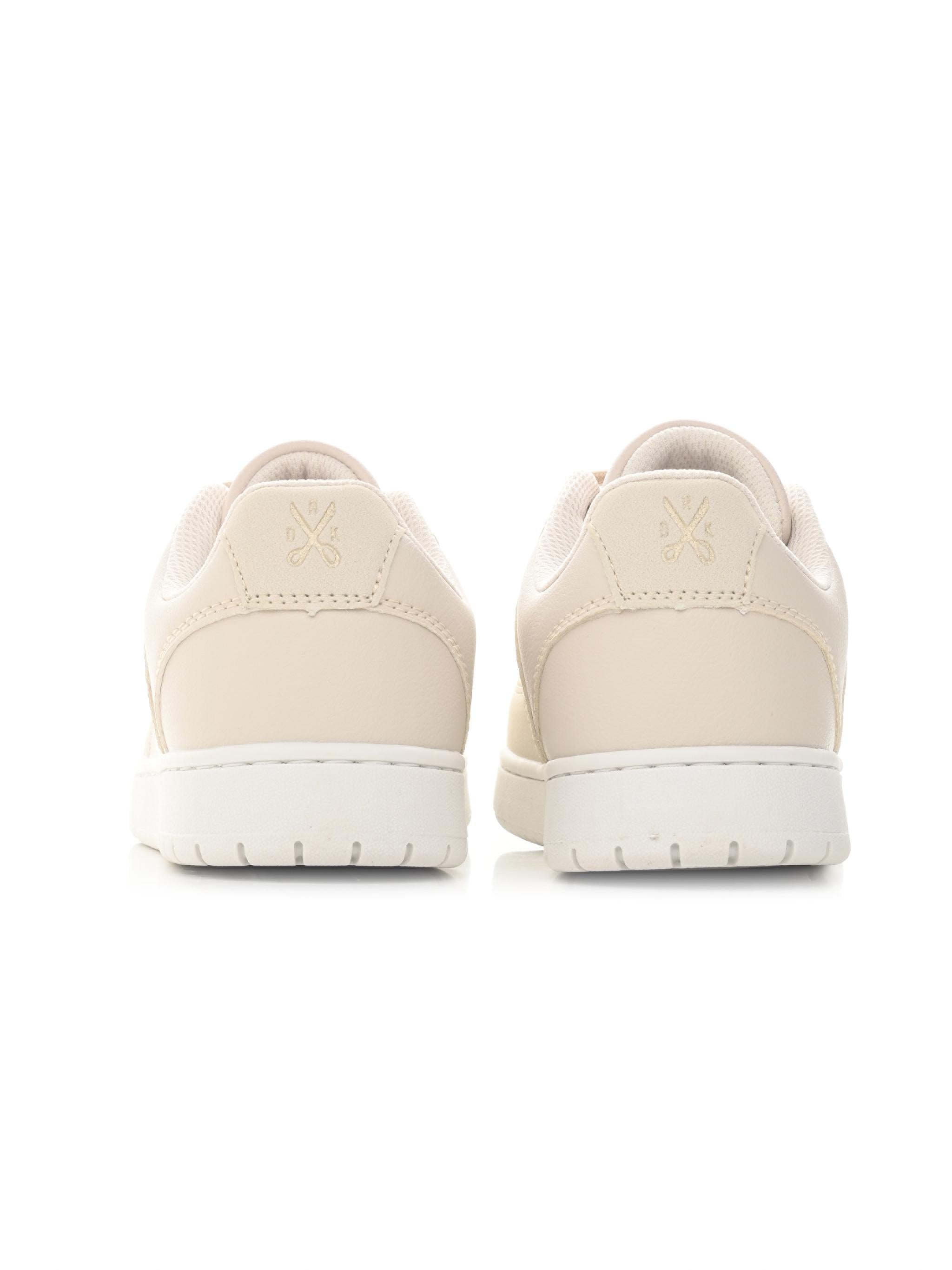 90 CLASSIC Dorko Middle East