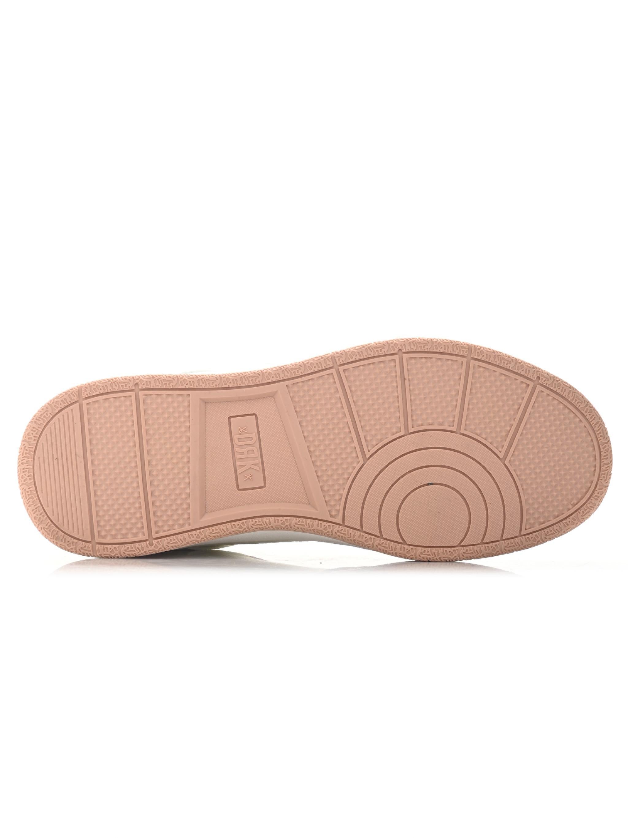 VIBE W Dorko Middle East