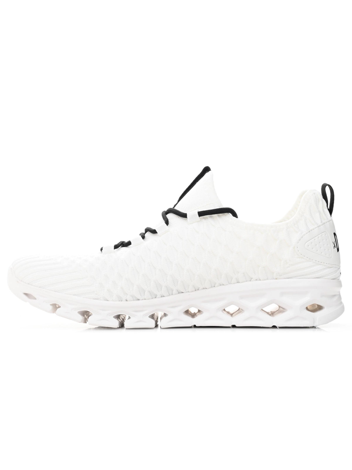 ULTRALIGHT SNEAKERS Dorko Middle East