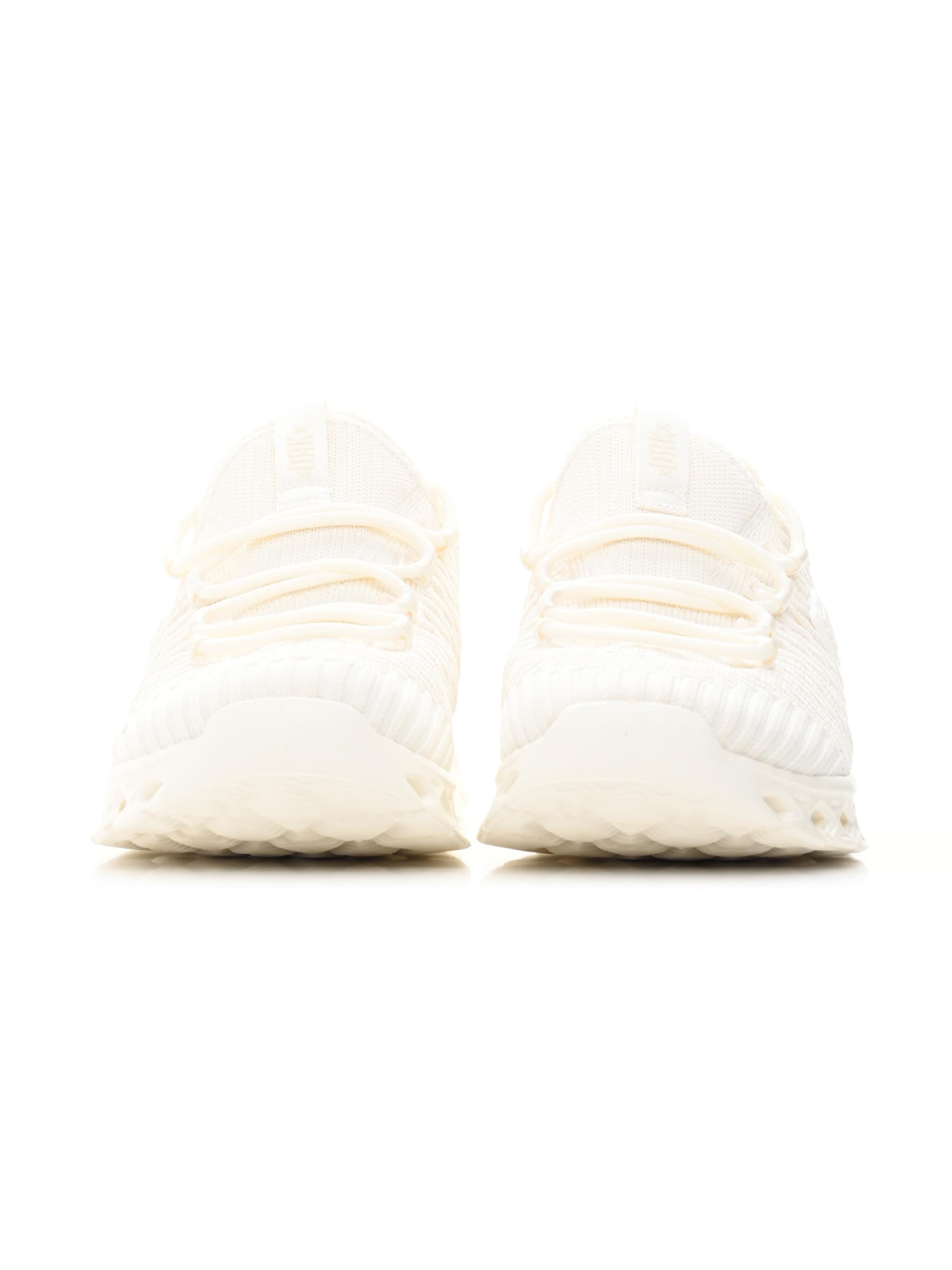 ULTRALIGHT W Dorko Middle East