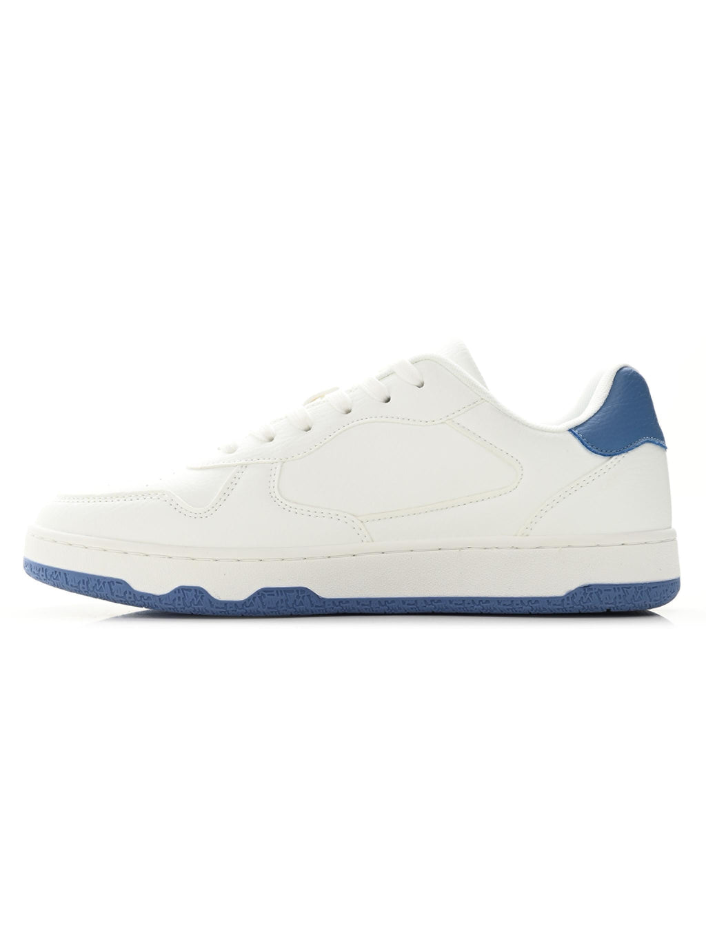 STREET VIBE Dorko Middle East