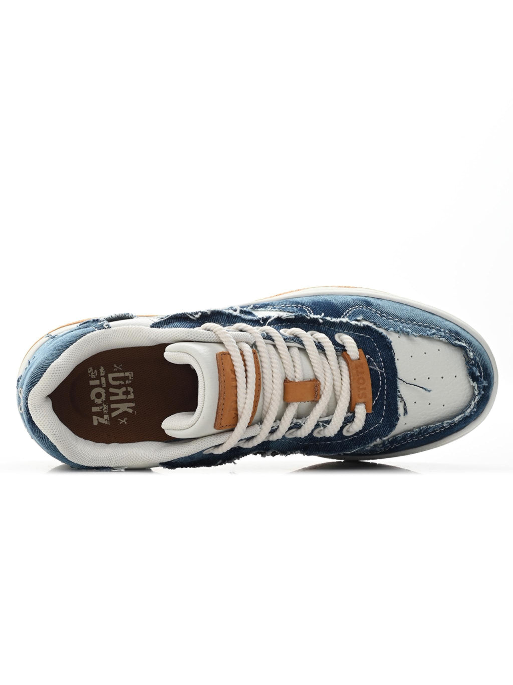 VIBE X STOTZ Women Sneakers Dorko Middle East