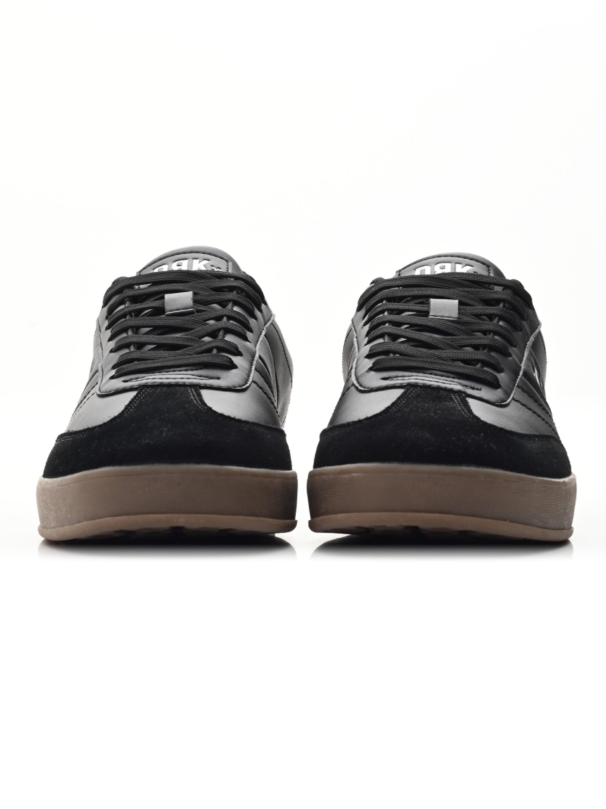 FLOW Women's Dorko Middle East