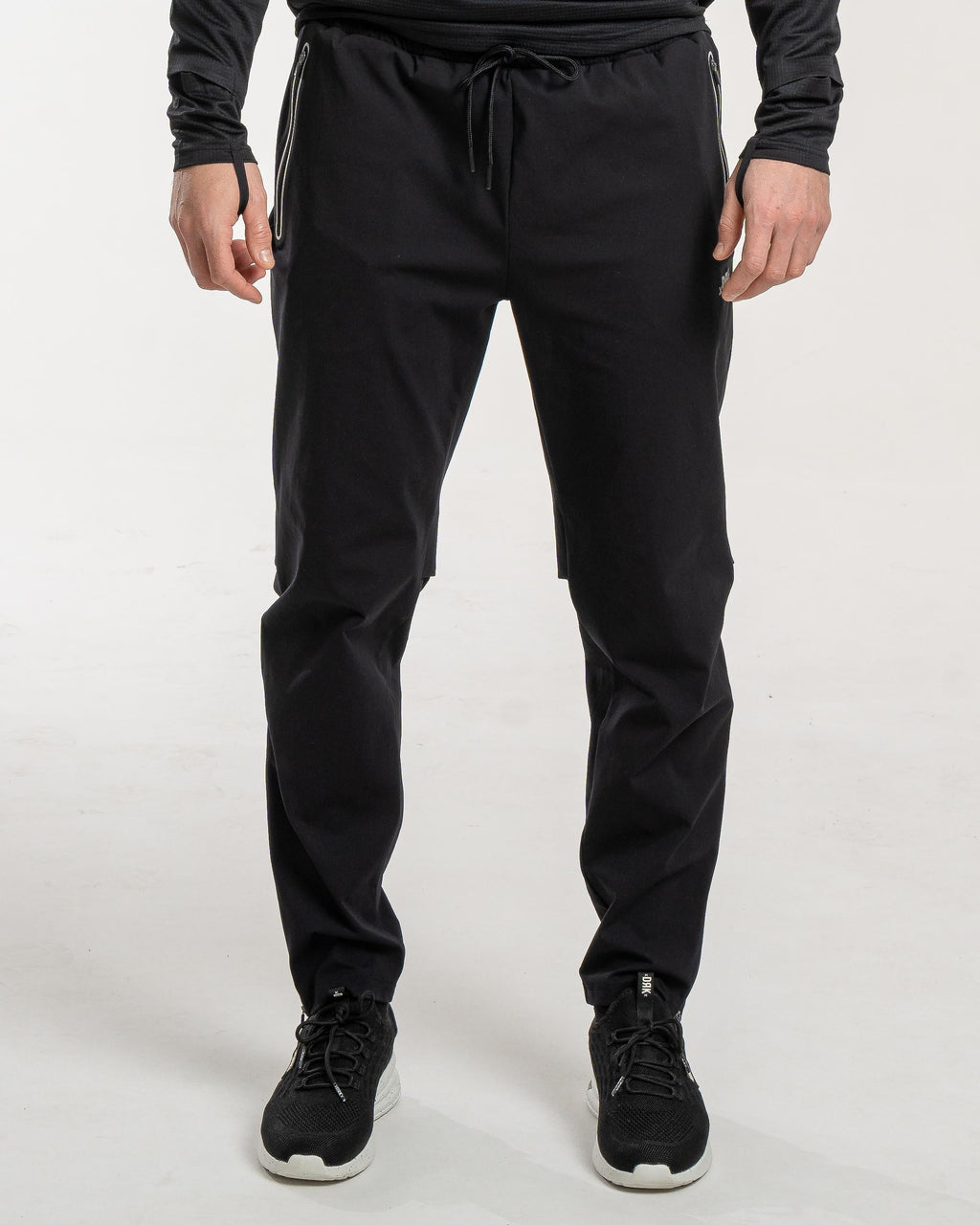 TUCKER Jogger Pants Dorko Middle East