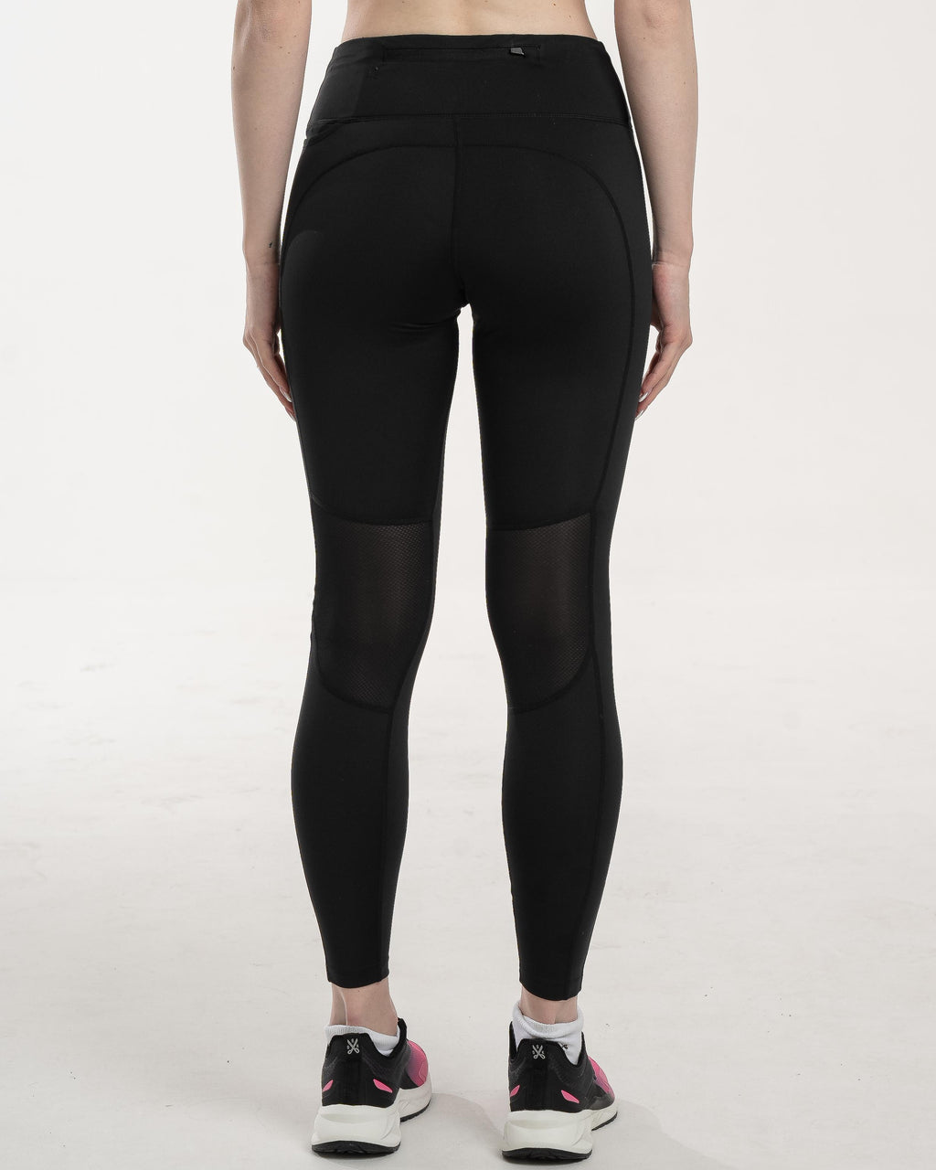 LAYLA SPORTSWEAR Dorko Middle East