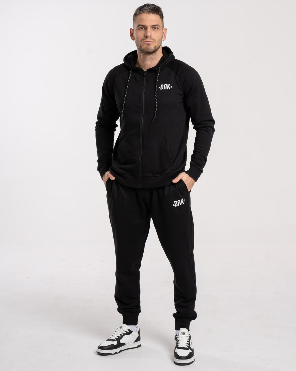 MORRIS Dorko Middle East