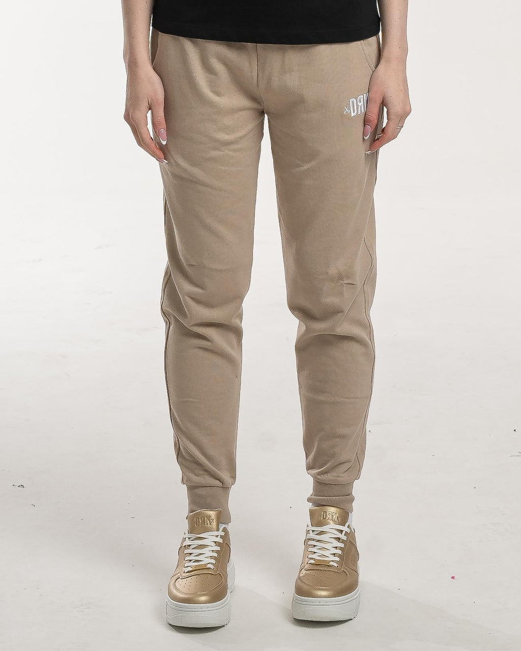 OLIVIA Dorko Middle East